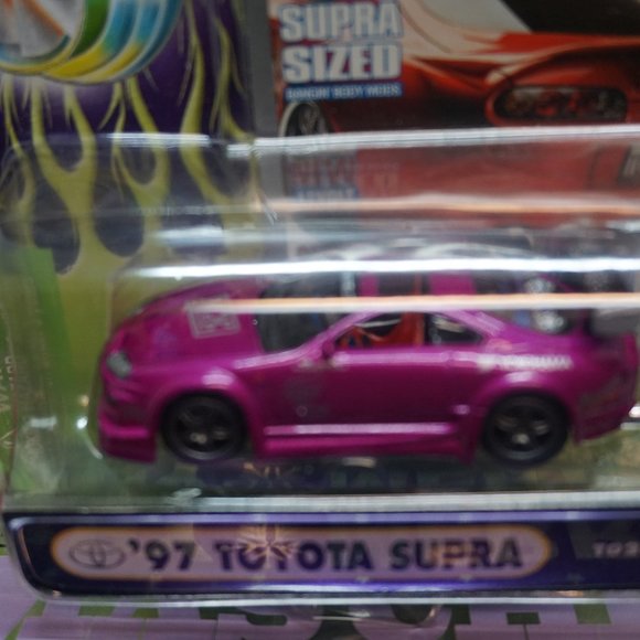 Vintage Muscle Machines Die Cast Collectibles - Picture 1 of 4